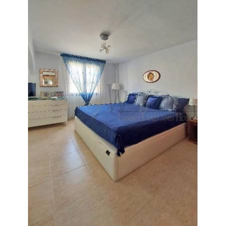 Sprzedaż - Nieruchomości - Dom / Apartament - Calle Mencey Adjona 1